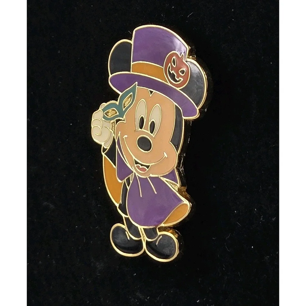 Disney‎ Resort Japan Mickey Mouse Halloween Mask Pin Badge Rare